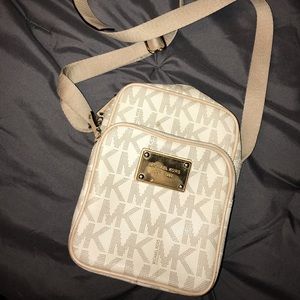 Michael Kors Crossbody Bag